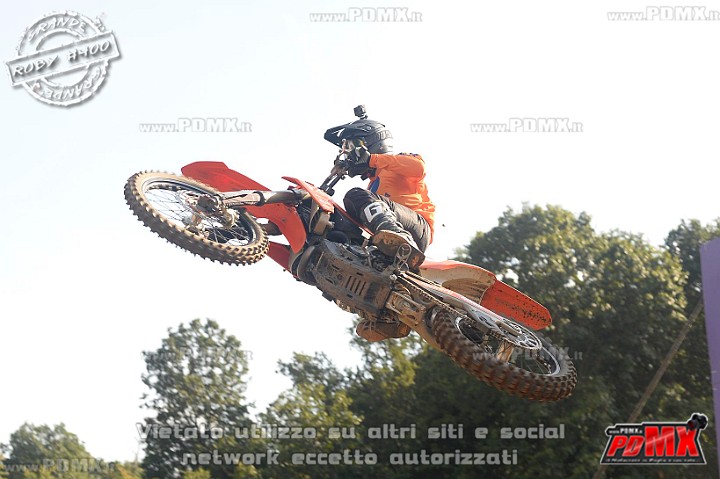 _ROB3857 (Copy).jpg